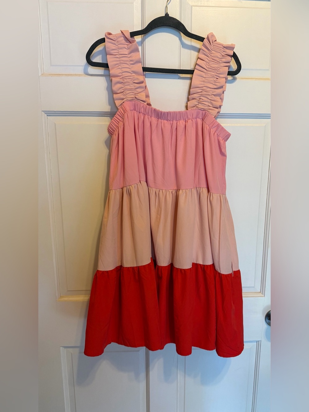 Color block tiered dress - Medium in pink mix
